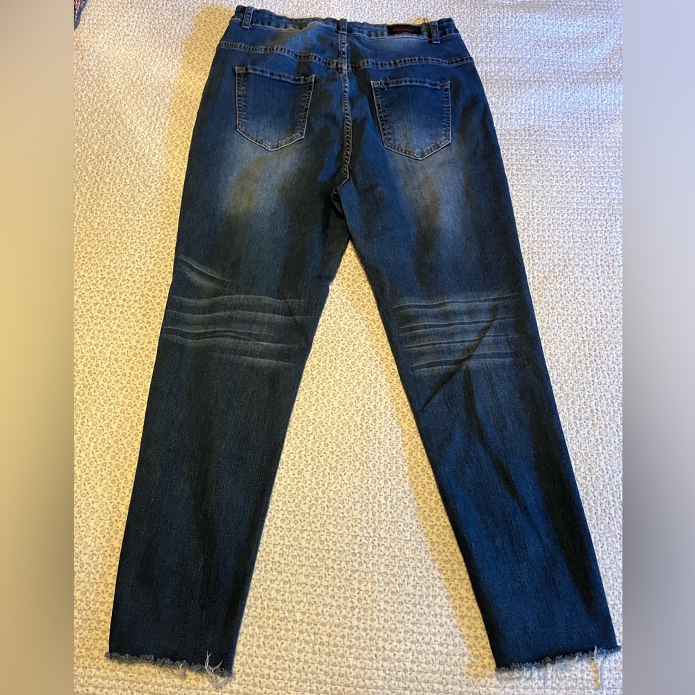 BBA Ripped Blue Jeans - Picture 7 of 7